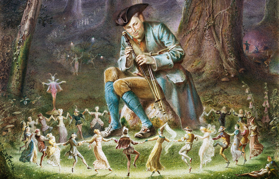 Fairies dancing in a fairy circle